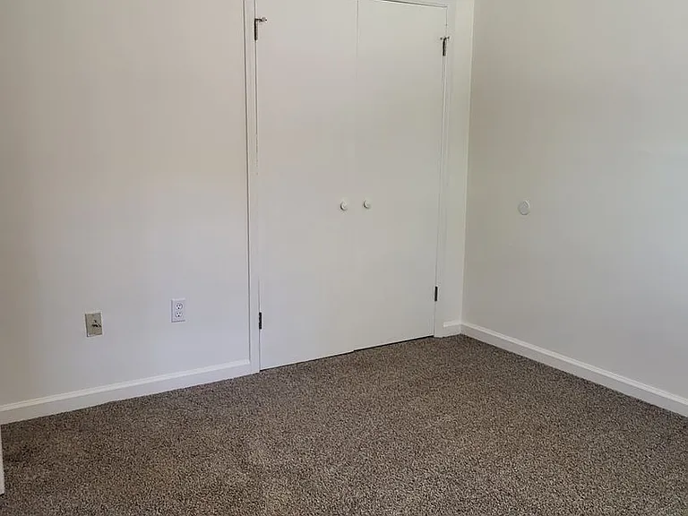 101 Mark Twain Cir — Photo 14