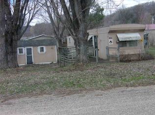 128 N Greeley Ave, Harpers Ferry, IA 52146