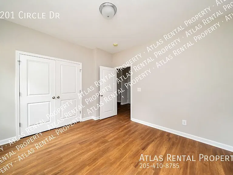 3201 Circle Dr — Photo 17