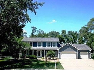 31W330 Jenlor Ct, West Chicago, IL 60185