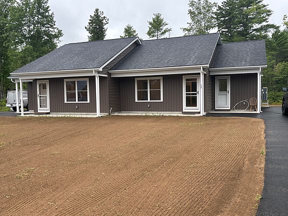 4th image of 15 Azalea Dr #26