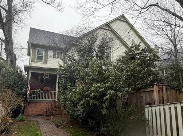 5524 Macarthur Blvd NW, Washington, DC 20016