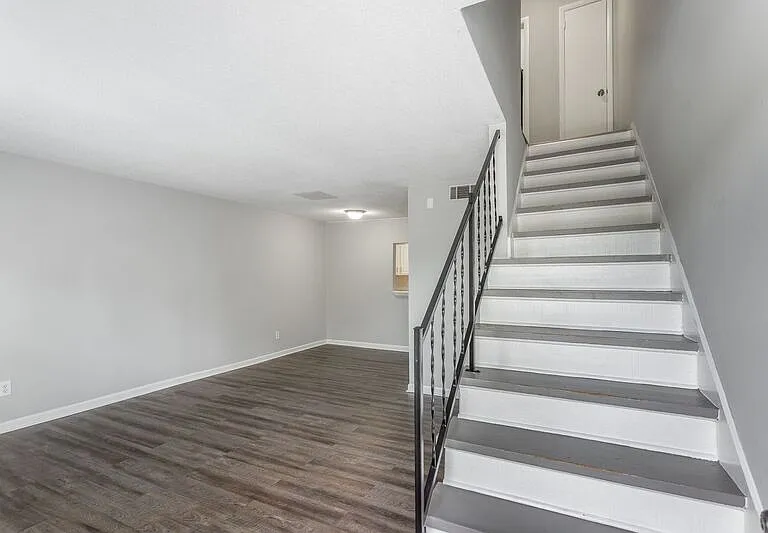 4405 Delashmitt Road — Photo 2