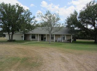 607 State Highway 239 E, Goliad, TX 77963
