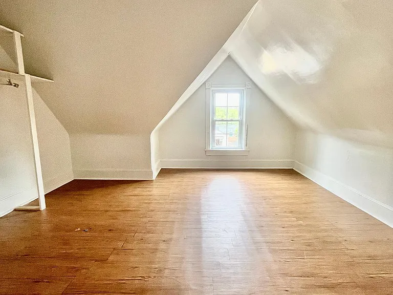 300-302 Washington St #300B — Photo 6