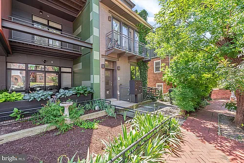 1474 Belmont St NW #2 Photo 1