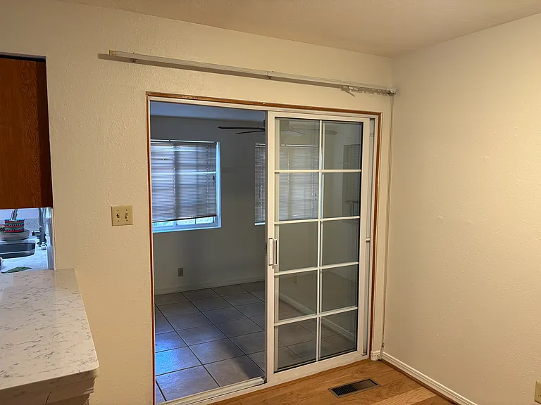408 Marquette Ave NE — Photo 11