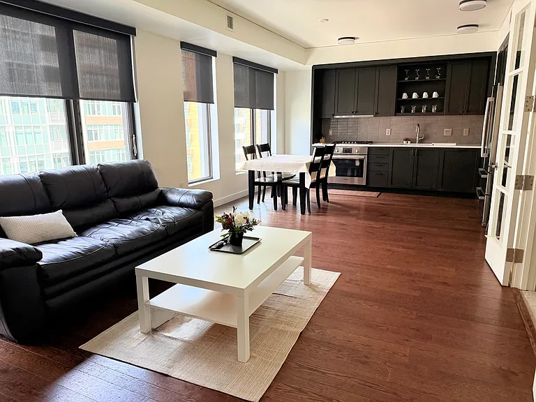 1750 Wewatta St #807 — Photo 3