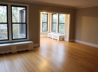 1322 W Sherwin Ave APT 3E, Chicago, IL 60626