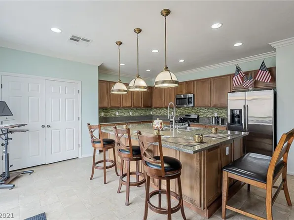 1812 Luna Vista Pl, North Las Vegas, NV 89084