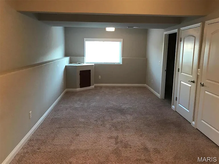 463 Honeysuckle Creek Dr — Photo 14