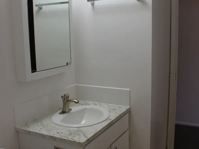 1925 Harris St #3 — Photo 2