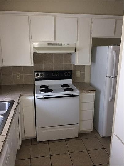 1st image of 3209 Las Vegas Trl APT 2