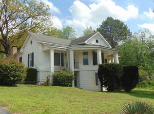 204 N Walnut St, Anderson, MO 64831