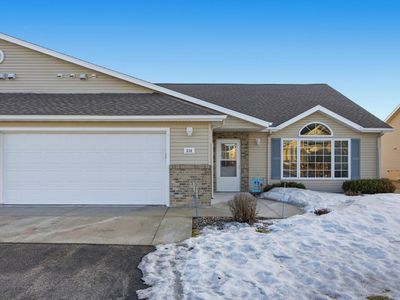 334 30th St N, Moorhead, MN, 56560