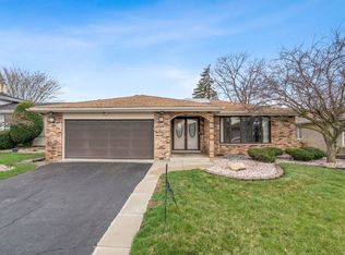 16522 Kenwood Ave, South Holland, IL