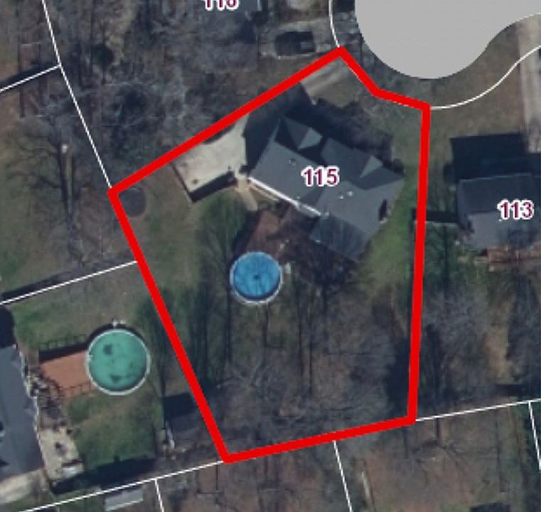 1st image of 115 Chase Woods Ct
