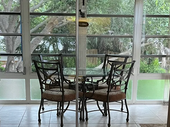 2950 SE Ocean Blvd, Stuart, FL