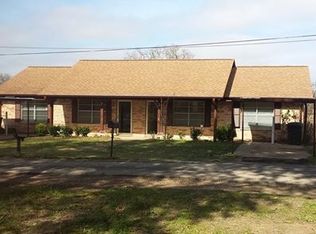 1 W Manning St, Madisonville, TX 77864