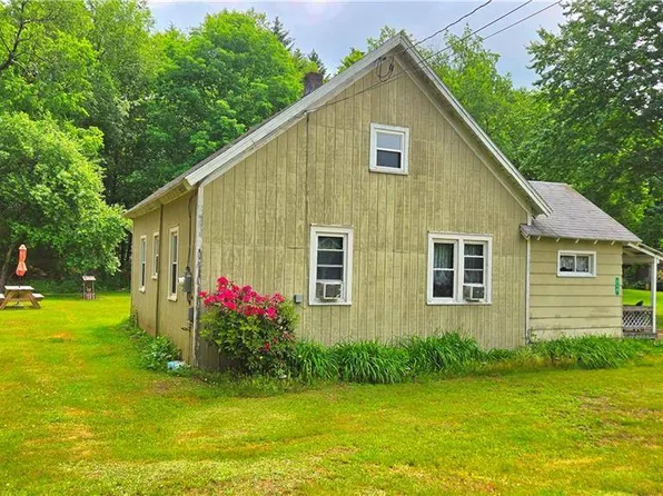 114 Lee Dr, Maryland, NY 12116