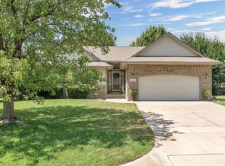 144 S Maple Dunes Ct, Wichita, KS 67235