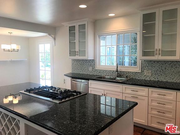 5th image of 1020 Glenhaven Dr