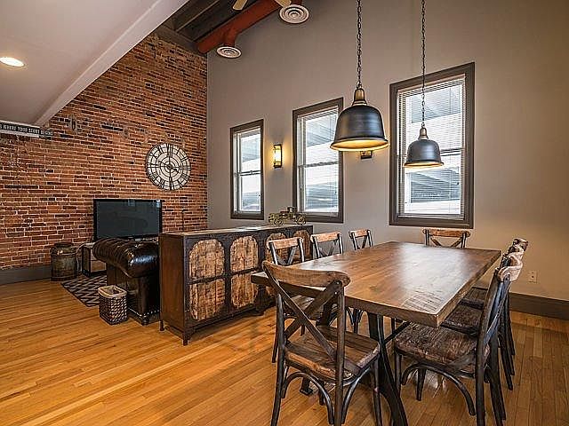 1st image of 209 N Main St #3