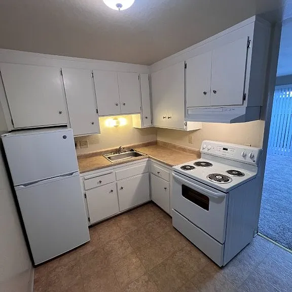586 Berry Ave #5 — Photo 6