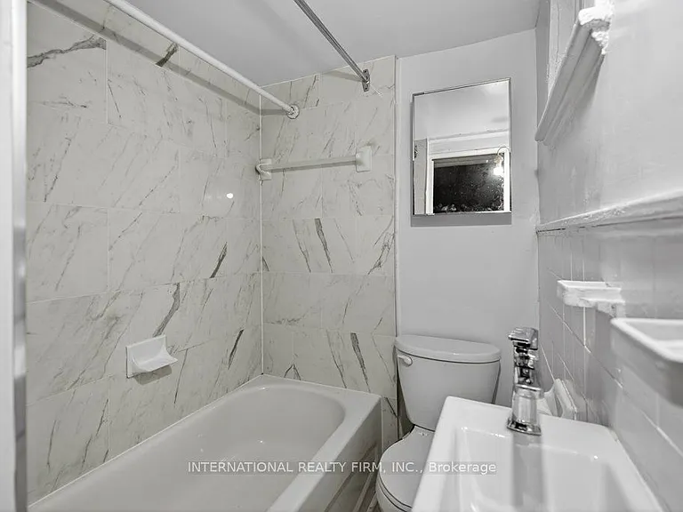 109 Balsam Ave S #2 — Photo 19