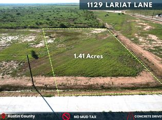 1129 Lariat Ln, Sealy, TX 77474