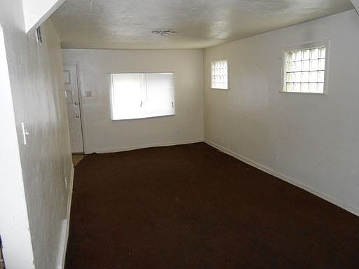 5th image of 4 Dadebridge Ct
