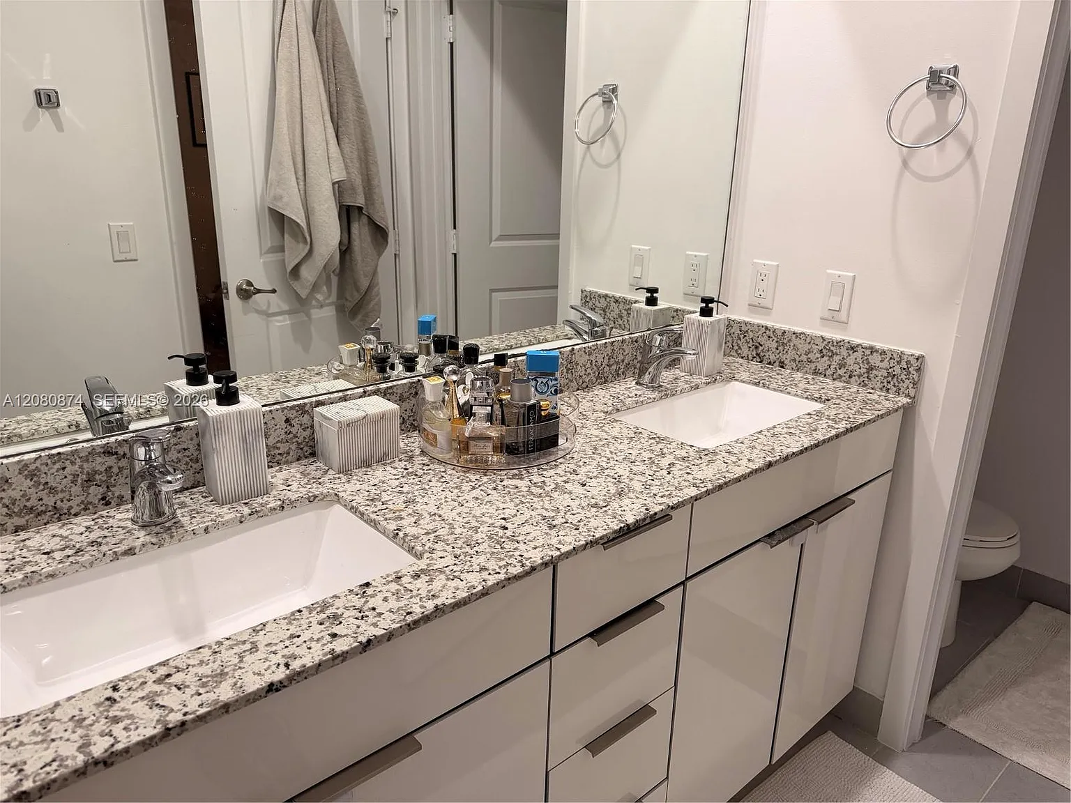 Precious Homes At Bridgep — Photo 3