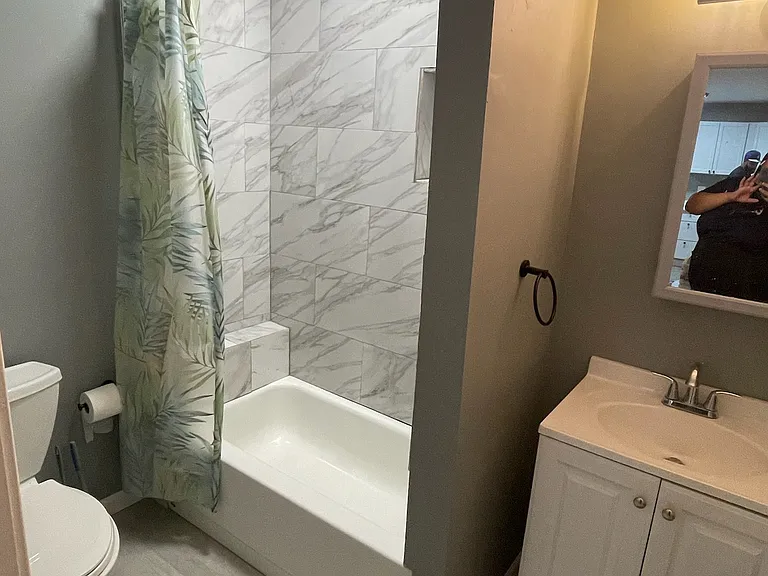 131 Daboll St #2 — Photo 2