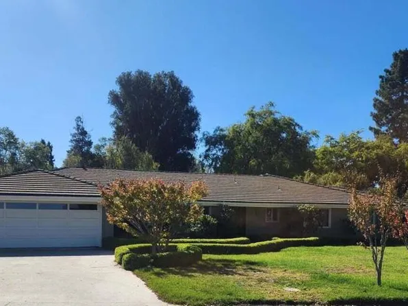 1282 Fairway Dr, Camarillo, CA 93010