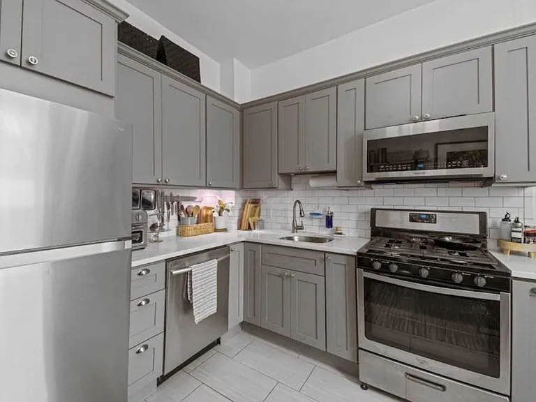 106 Bowers St #1 — Photo 4