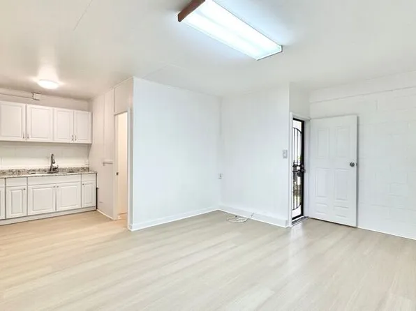 3007 Lanikaula St #C, Honolulu, HI 96822