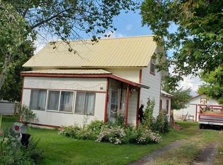 103 E Park St, Enterprise, OR 97828