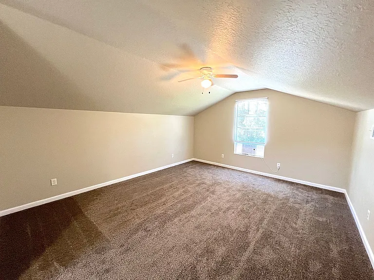 20 Regis Ln #A — Photo 31