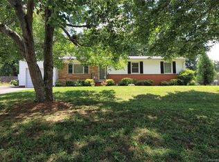 346 S Magnolia St, Mooresville, NC 28115