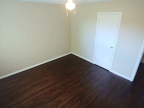 5th image of 2296 Westwood Northern Blvd APT 4