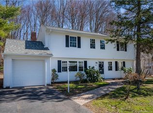 95 Northbrook Dr, West Hartford, CT 06117