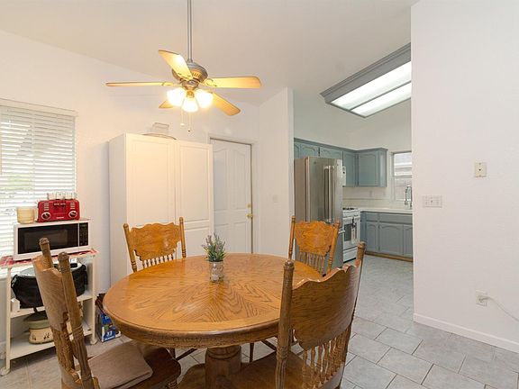 4th image of 3325 E Roosevelt Ave