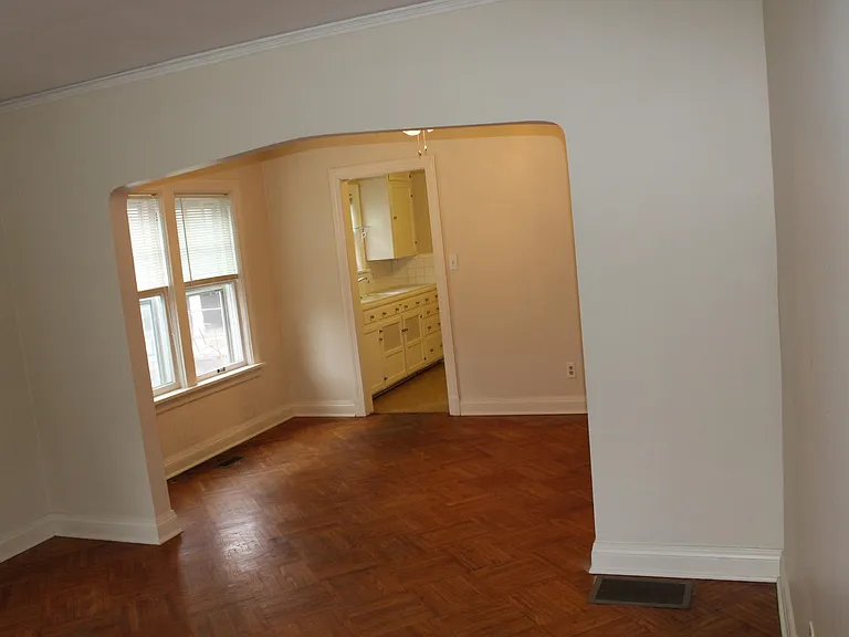 423 Wallace Ave #1 — Photo 11