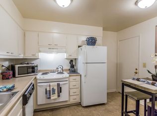 201 Queensbury Dr SW, Huntsville, AL 35802