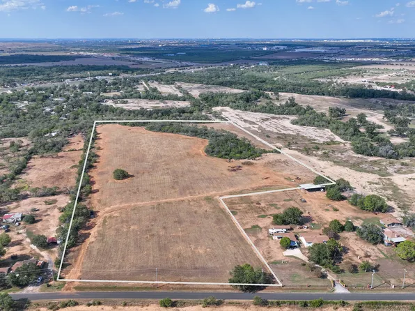 000 Von Ormy Rd, Von Ormy, TX 78073