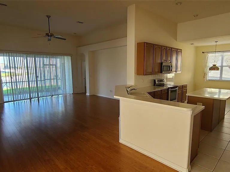 31422 Bridgegate Dr — Photo 13