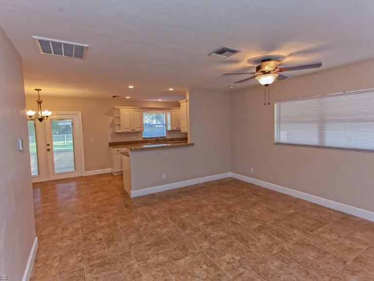 13650 Caribbean Blvd — Photo 10