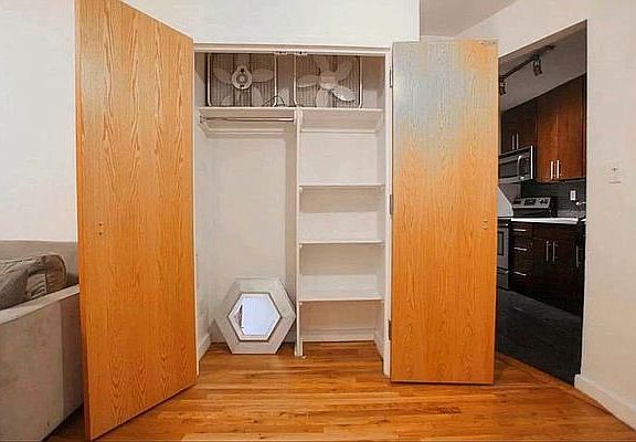 4th image of 1015 6th Ave APT 4A