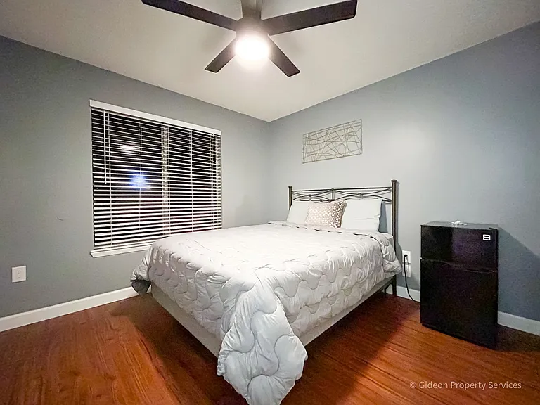 3921 SW 34th St #105 — Photo 18