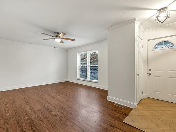 4th image of 10422 Willowdale Dr